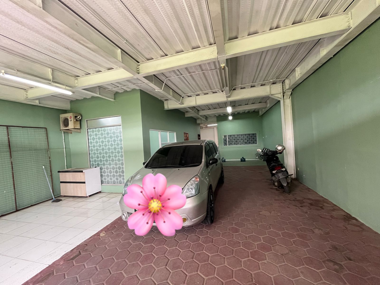 Rumah Dijual di Jalan Cilemah Abang Raya Cikarang Pusat 